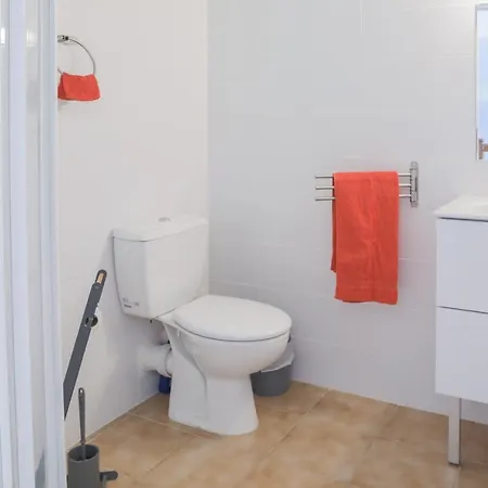 Bossangoa بيت للعطل سيرفيون